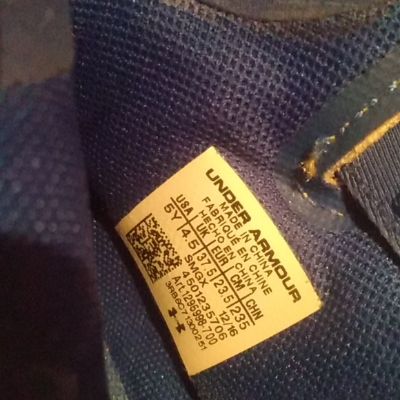 Under Armor Stephen Curry edition - Picture 2 of 2